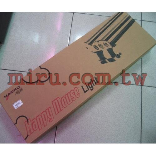 MACRO快樂鼠T8四燈(4.8尺)(附可掀式角架)